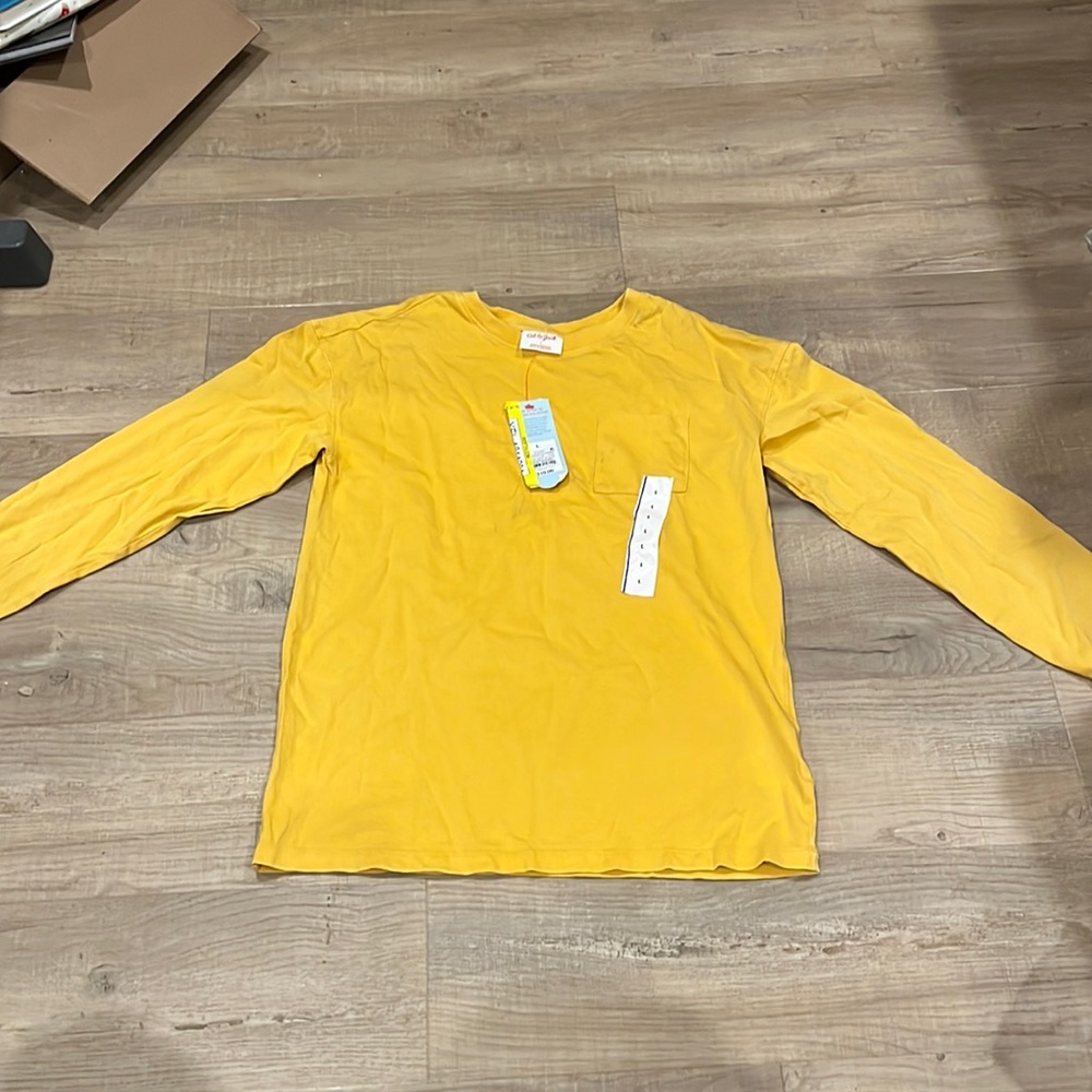 Large boys yellow long sleeve crewneck cat & jack nwt